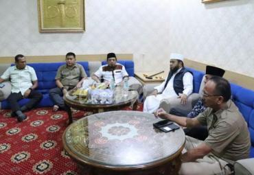 Walikota Bengkulu Helmi Hasan dan wawali Dedy Wahyudi Minggu (15/3/20) menggelar rapat khusus membahas corona di Balai Kota.