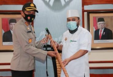 Walikota Bengkulu Helmi Hasan menyambut  kunjungan kerja Kapolres Kota Bengkulu AKBP Pahala Simanjuntak