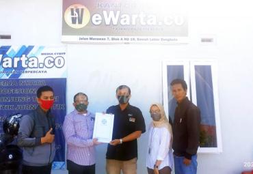 Verifikasi Faktual eWarta.co di JL Merawan 7 Blok A No. 19 Kel. Sawah Lebar Kec. Ratu Agung Kota Bengkulu, Kamis (27/8/2020)