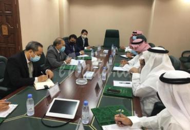 Endang Jumali yang ikut mendampingi Konjen RI Eko Hartono bertemu Deputi Umrah Kementerian Haji dan Umrah Abdul Aziz Wazzan di Jeddah. Pertemuan ini berlangsung pada 3 September 2020. Hadir juga, koordinator fungsi konsuler KJRI Jeddah.