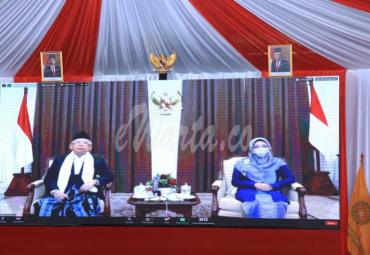 Wapres saat mengikuti secara daring wisuda S1 Sekolah Tinggi Ilmu Fiqih (STIF) Syeikh Nawawi Tanara, di Serang, Sabtu (26/09).