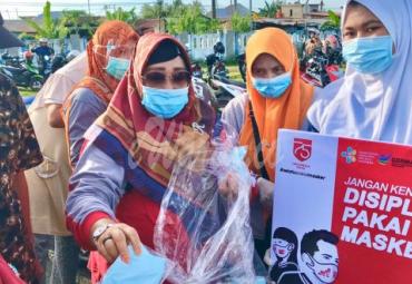 pembagian masker gratis