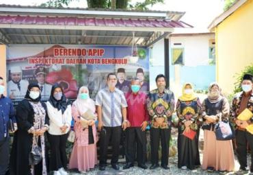 Plt Inspektur Kota Bengkulu Sahudin menerima Kunjungan Kerja DPRD Kota Padang