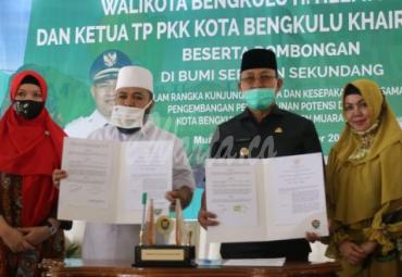 MoU dengan Plt Bupati Muara Enim Juarsah.