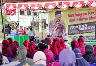 Gubernur Bengkulu datang ke SMK Putra Nusantara Desa Kelindang