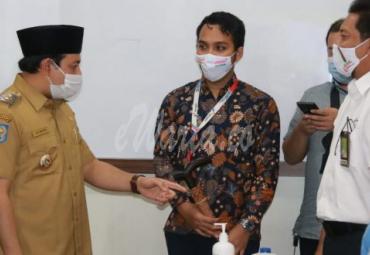 Plt Walikota Bengkulu Dedy Wahyudi mendatangi kantor pertamina