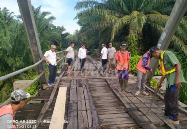 Perbaikan jembatan