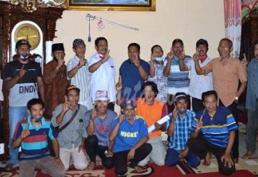 Para tokoh dan masyarakat dari lima desa di Seberang Musi, Kepahiang 