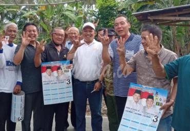 Warga Pajar Bulan
