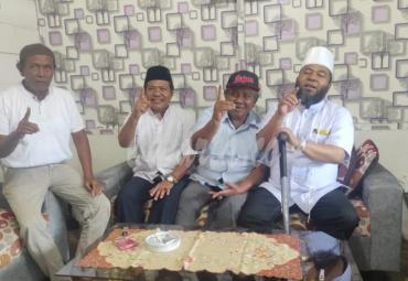 Helmi bersama tokoh masyarakt Ketahun