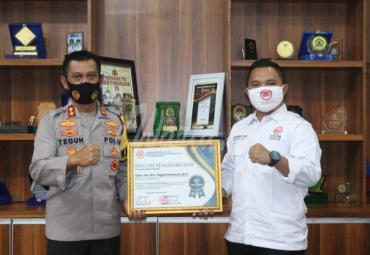 Kapolda Bengkulu terima sertifikat penghargaan dari PGK