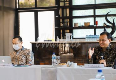 Ketua Bawaslu Abhan (kanan) koordinasi lanjutan bersama Komisi Nasional Hak Asasi Manusia (Komnas HAM)