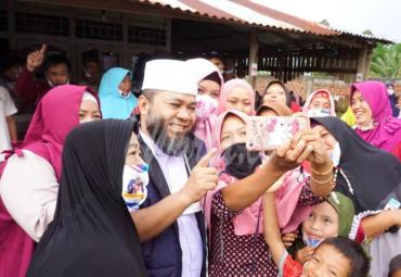 Helmi Hasan saat berkampanye di Kepahiang