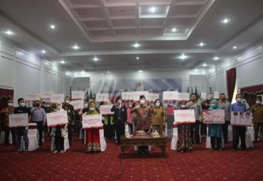 Launching Program Bantuan Tunai se Indonesia