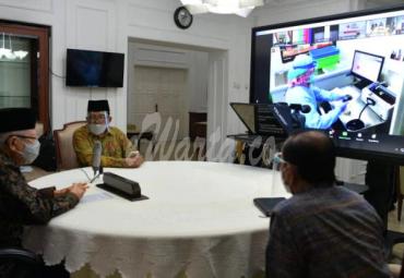 Wakil presiden (Wapres) K.H. Ma’ruf Amin pada Pencanangan Gerakan Nasional Donor Plasma Konvalesen melalui konferensi video di Kediaman Resmi Wapres, Jalan Diponegoro Nomor 2, Jakarta Pusat, Senin (18/01/2021).