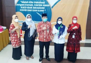 Ratusan Tenaga Kesehatan di Kota Bengkulu Divaksin