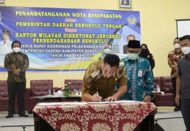 Pemkab Benteng Tanda Tangani MoU Pelaksanaan Anggaran 2021