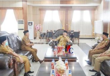 Hari Pertama Usai Cuti Bersama Bupati Seluma Kunjungi Gubernur