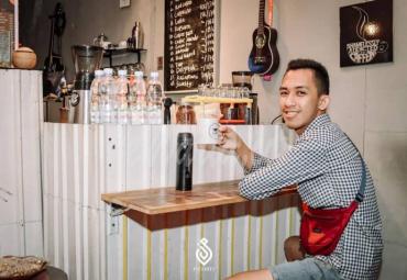Lupo Coffee, Coffee Shop Mini dengan Konsep Industri Kreatif