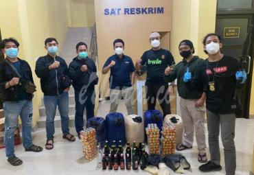 Ops Pekat, Polres Lebong Amankan Belasan Botol Miras