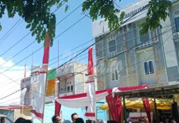 orang tua dan siswa yang merasa dirugikan akibat dugaan maladministrasi Sistem Penerimaan Murid Baru (SPMB) tahun ajaran 2025/2026, mendatangi Sekretariat Anggota DPD RI Dapil Bengkulu, Apt Destita Khairilisani, S.Farm., MSM.